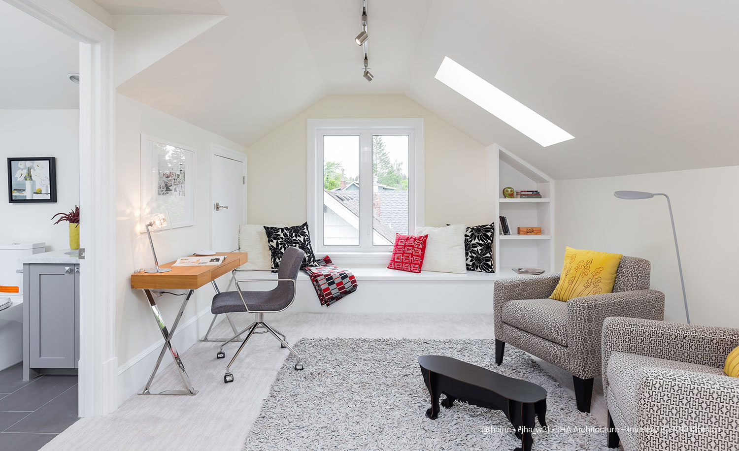West 31st Residence - Living + Office space
